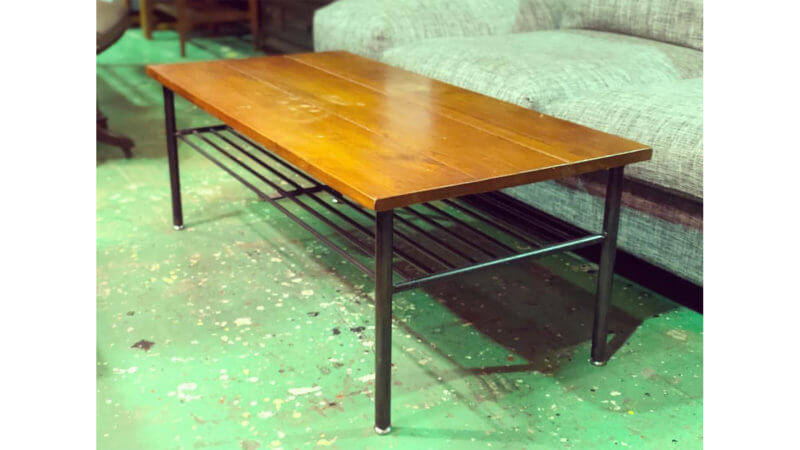 journal_standard_Furniture