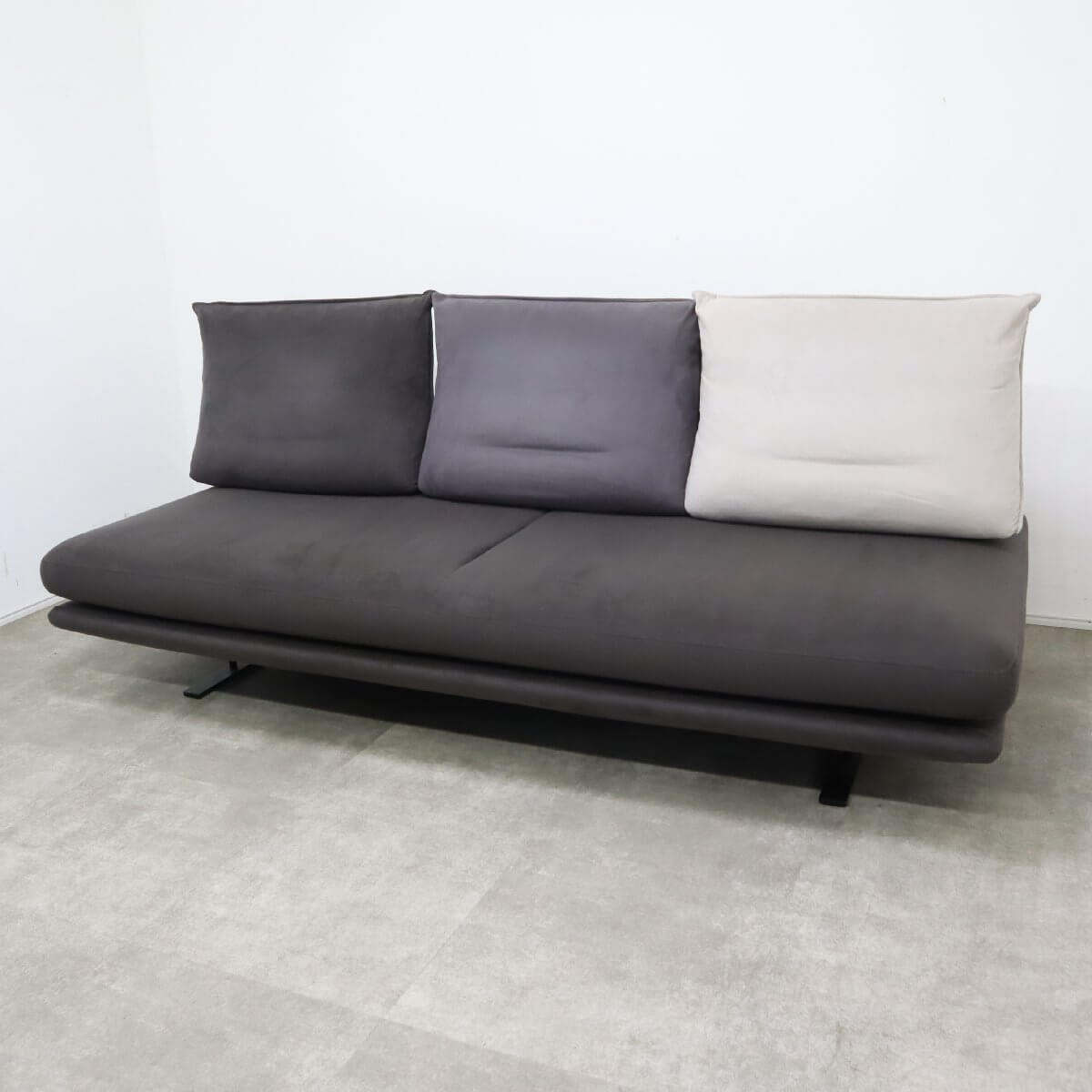 ligne roset リーンロゼ 2人掛けソファ PRADO プラド ソファ